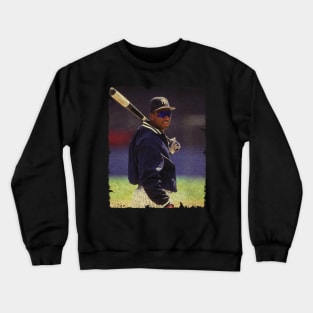 Bernie Williams in New York Yankees Crewneck Sweatshirt